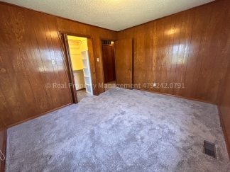 House in the country!! 3 bed 2 bath in Huntington