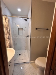 House in the country!! 3 bed 2 bath in Huntington