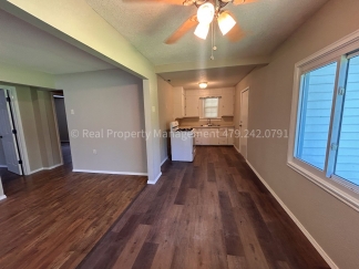 Arkoma Cutie! 2 Bed 1 Bath on giant corner lot!