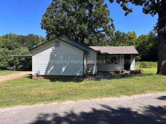 Arkoma Cutie! 2 Bed 1 Bath on giant corner lot!