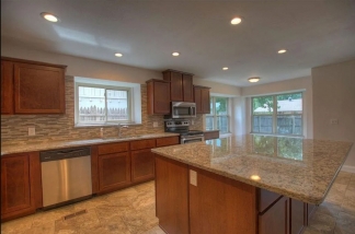 Available and Showing Now! 18-Month Lease Option!! ***SPECIAL 50% OFF 1ST FULL MONTH'S RENT ***    Modern elegance and timeless charm in this beautifully remodeled home located in the desirable Southridge Addition