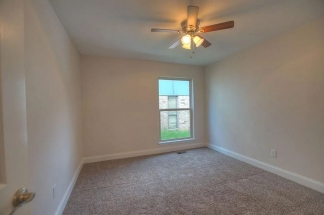 Available and Showing Now! 18-Month Lease Option!! ***SPECIAL 50% OFF 1ST FULL MONTH'S RENT ***    Modern elegance and timeless charm in this beautifully remodeled home located in the desirable Southridge Addition