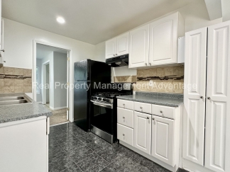 Mid-Century Ranch Boasts 3 Large Bedrooms and Central Location