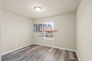 Modern 4-Bed Home in Prime Location