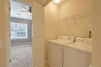 Move in Ready Townhouse in Summer Wood!