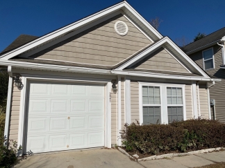 A True Summerville Gem in Eagle Run!!