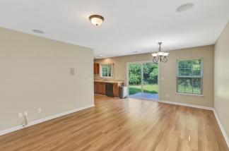 A True Summerville Gem in Eagle Run!!