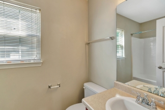 A True Summerville Gem in Eagle Run!!