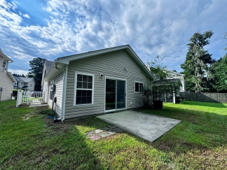 A True Summerville Gem in Eagle Run!!