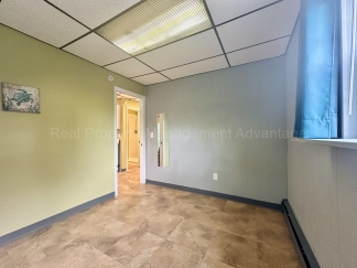 1BR with Private Entry & Yard Just Minutes from downtown Ferndale!