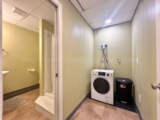1BR with Private Entry & Yard Just Minutes from downtown Ferndale!
