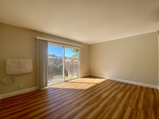 Park Plaza 2 Bedroom End Unit!
