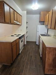 2 bed 1.5 bath Available Now!