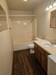 2 bed 1.5 bath Available Now!