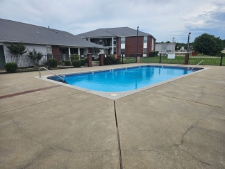 2 bed 1.5 bath Available Now!