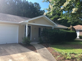 Single story ranch with 2 car attached garage in Indian Springs