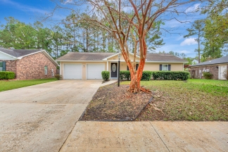 Single story ranch with 2 car attached garage in Indian Springs