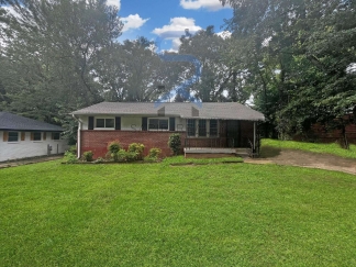 1801 W Austin Rd - Sizzling Summer Steal! Move in by Aug 15th and choose your reward — a FREE 55 Smart TV or a $250 Amazon gift card, on us! Don’t miss out!
