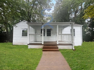 1944 Washington Rd - Sizzling Summer Steal! Move in by Aug 15th and choose your reward — a FREE 55 Smart TV or a $250 Amazon gift card, on us! Don’t miss out!