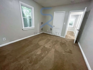 1944 Washington Rd - Sizzling Summer Steal! Move in by Aug 15th and choose your reward — a FREE 55 Smart TV or a $250 Amazon gift card, on us! Don’t miss out!