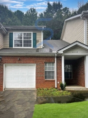 2432 Laurel Cir - Sizzling Summer Steal! Move in by Aug 15th and choose your reward — a FREE 55 Smart TV or a $250 Amazon gift card, on us! Don’t miss out!