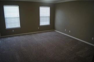 3 Bedroom, 2 Bath, Double car garage located in Bentonville!!!