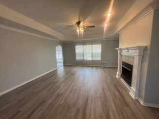 3 Bedroom, 2 Bath, Double car garage located in Bentonville!!!