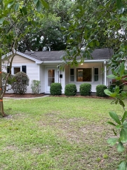 Charming West Ashley Bungalow!!!