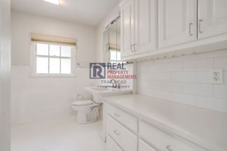 Charming Monticello Townhome – 4 Beds, Updated Kitchen & On-Site Parking