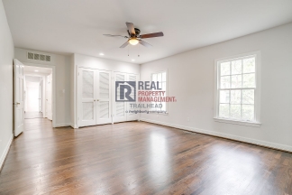 Charming Monticello Townhome – 4 Beds, Updated Kitchen & On-Site Parking