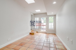 Charming Monticello Townhome – 4 Beds, Updated Kitchen & On-Site Parking