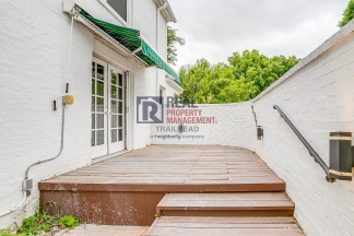 Charming Monticello Townhome – 4 Beds, Updated Kitchen & On-Site Parking