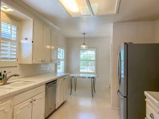 San Jose Rose Garden Executive 3 Bedroom Home With Pool!