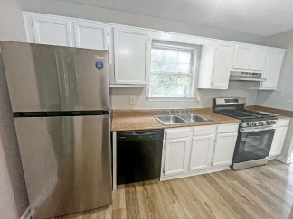 Charming 2-Bed, 2-Bath Retreat in Decatur – 1,426 Sq Ft of Cozy Living at 3450 Kingswood Run!