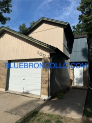 Updated 3-Bedroom Townhome – New Flooring and Fresh Paint