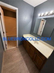 Updated 3-Bedroom Townhome – New Flooring and Fresh Paint