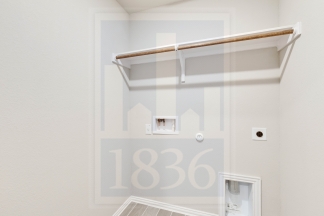 135 Hackberry Ln - Red Team