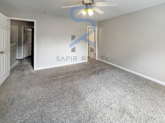 184 Hiram Terrace - Cozy Up This Fall With Our Latest Offers! Move in before September 15th and choose your reward: a $250 Amazon Gift Card or a 55 Smart TV!
