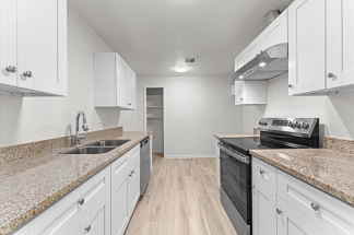 6515 Beekman Road 6515 Beekman Road