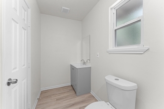 6515 Beekman Road 6515 Beekman Road