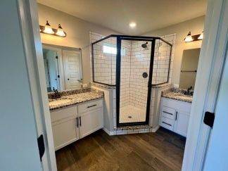 Gorgeous 3 Bedroom/2 Bathroom Home Available for Rent!
