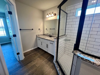 Gorgeous 3 Bedroom/2 Bathroom Home Available for Rent!