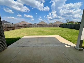 Gorgeous 3 Bedroom/2 Bathroom Home Available for Rent!
