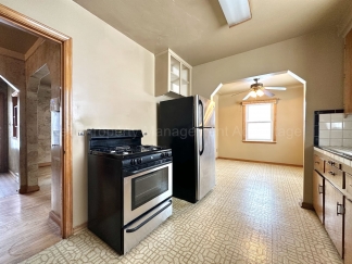 Charming 2-Bed/1-Bath Ranch, Massive Basement, Close to Chrysler Plant!