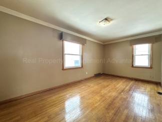 Charming 2-Bed/1-Bath Ranch, Massive Basement, Close to Chrysler Plant!