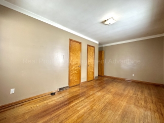 Charming 2-Bed/1-Bath Ranch, Massive Basement, Close to Chrysler Plant!