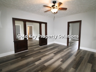 3 BR 1 BA House with Garage, Central Air, and Fenced Backyard (SECTION 8 APPROVED)