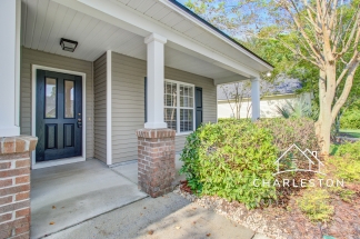 5135 Ballantine Dr - Available Now!