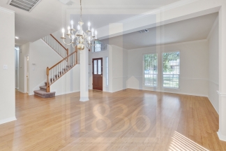 11508 Medallion Ln - Pink Team