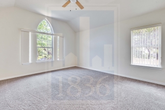 11508 Medallion Ln - Pink Team